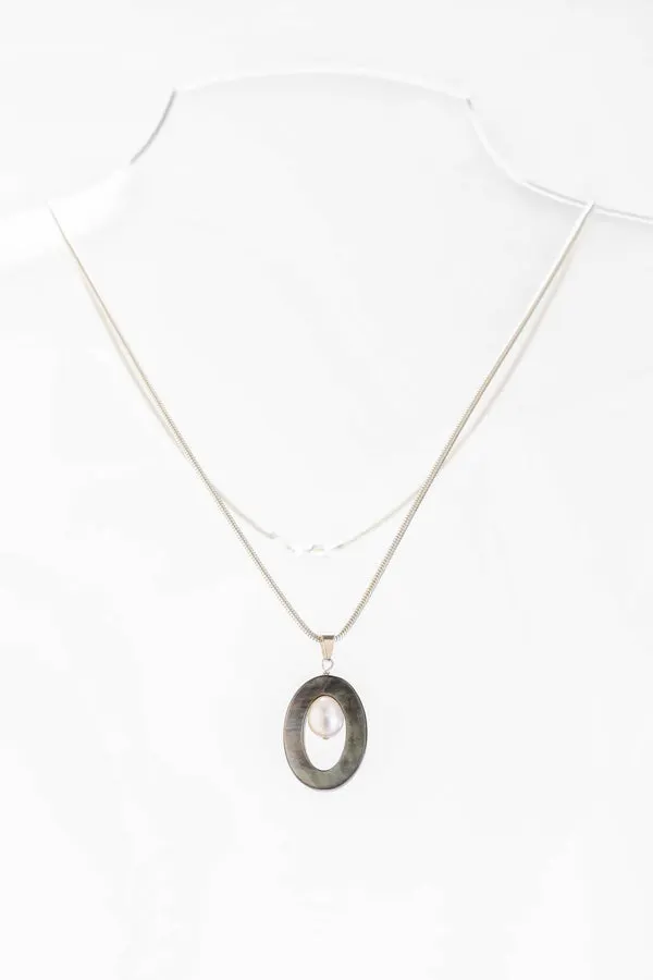 Pendentif ovale Sel et Poivre